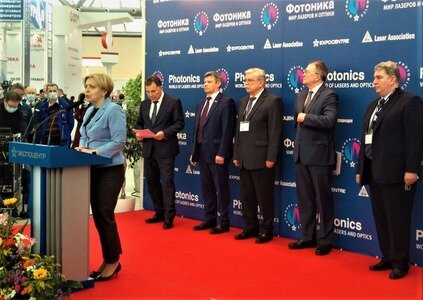 торжественное открытие.jpg