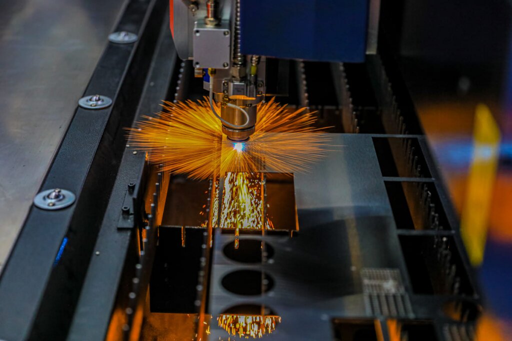 резка стали