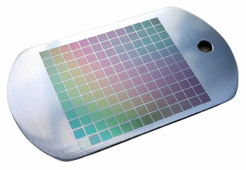 Пример с цветной гравировкой