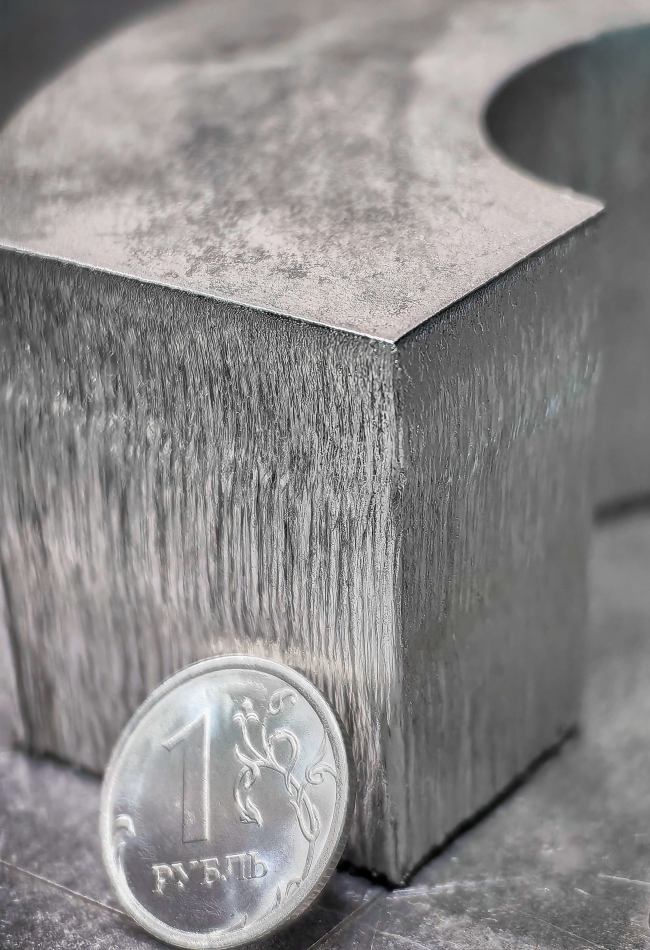 Станок лазерной резки со сменным рабочим столом и защитной кабиной SMART PRO 1-6 кВт